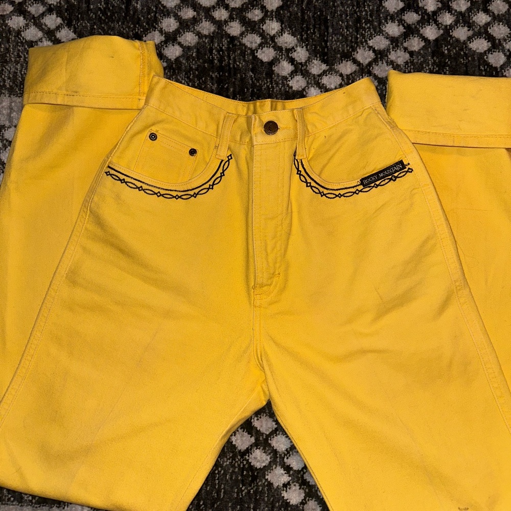 Vintage Yellow Rockies